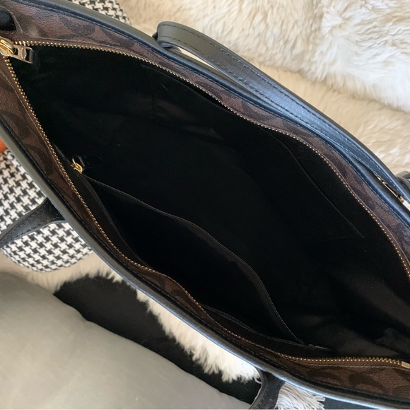 Coach City Zip Tote In SignatureCanvas F58292 Brand New - Picture 5 of 7